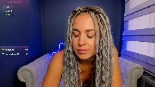 Image 7 of roxy_mars Stream on Chaturbate on 28 days ago