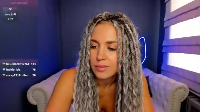 Image 4 of roxy_mars Stream on Chaturbate on 25 days ago