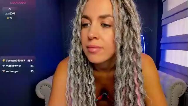 Image 10 of roxy_mars Stream on Chaturbate on 26 days ago