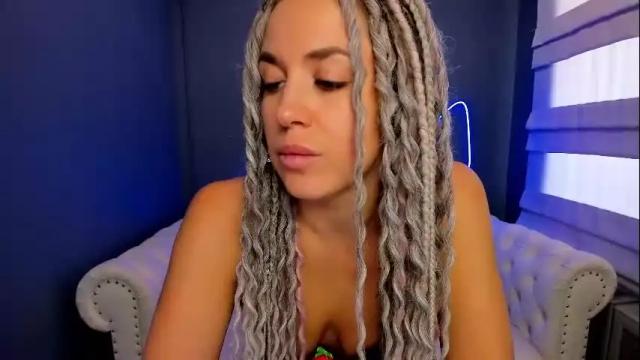 Image 3 of roxy_mars Stream on Chaturbate on 9 days ago