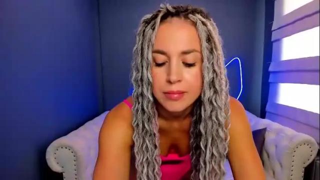 Image 6 of roxy_mars Stream on Chaturbate on 1 month ago