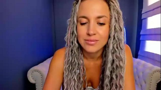 Image 2 of roxy_mars Stream on Chaturbate on 1 month ago