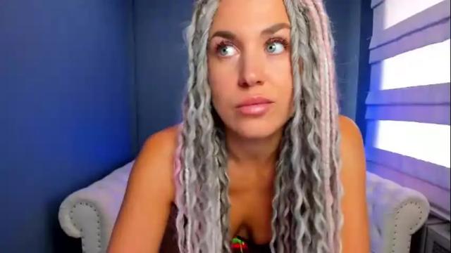 Image 2 of roxy_mars Stream on Chaturbate on 14 days ago