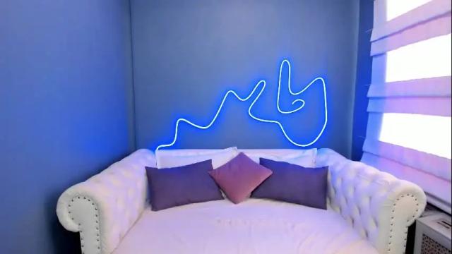 Image 4 of roxy_mars Stream on Chaturbate on 5 days ago