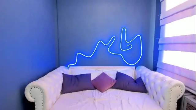 Image 11 of roxy_mars Stream on Chaturbate on 4 days ago