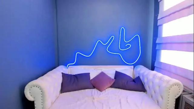 Image 3 of roxy_mars Stream on Chaturbate on 4 days ago