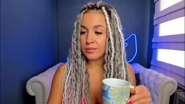 Image 7 of roxy_mars Stream on Chaturbate on 2 months ago