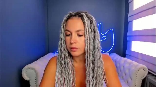 Image 4 of roxy_mars Stream on Chaturbate on 2 months ago