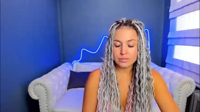 Image 2 of roxy_mars Stream on Chaturbate on 2 months ago