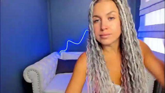 Image 3 of roxy_mars Stream on Chaturbate on 2 months ago