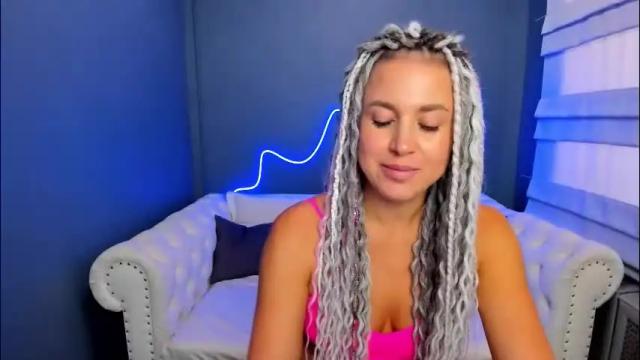 Image 4 of roxy_mars Stream on Chaturbate on 1 month ago