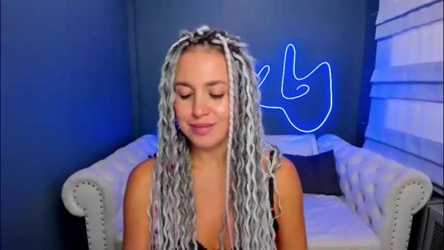 Image 2 of roxy_mars Stream on Chaturbate on 1 month ago