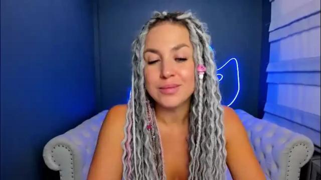 Image 8 of roxy_mars Stream on Chaturbate on 1 month ago