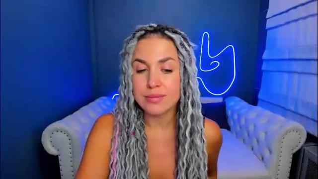 Image 2 of roxy_mars Stream on Chaturbate on 1 month ago