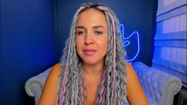 Image 6 of roxy_mars Stream on Chaturbate on 26 days ago