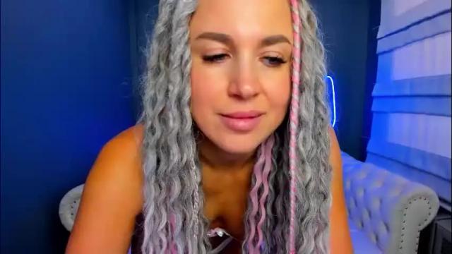 Image 4 of roxy_mars Stream on Chaturbate on 25 days ago