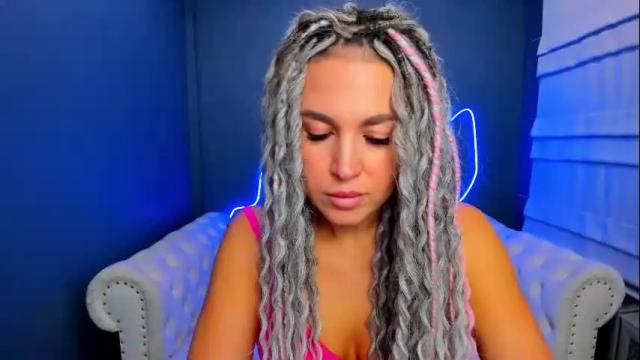 Image 2 of roxy_mars Stream on Chaturbate on 23 days ago