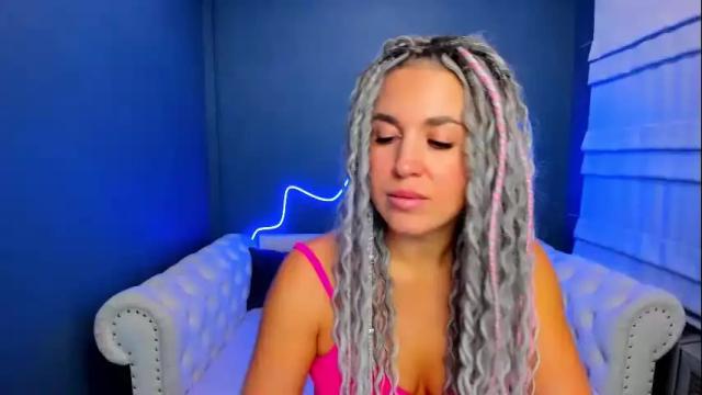 Image 6 of roxy_mars Stream on Chaturbate on 23 days ago