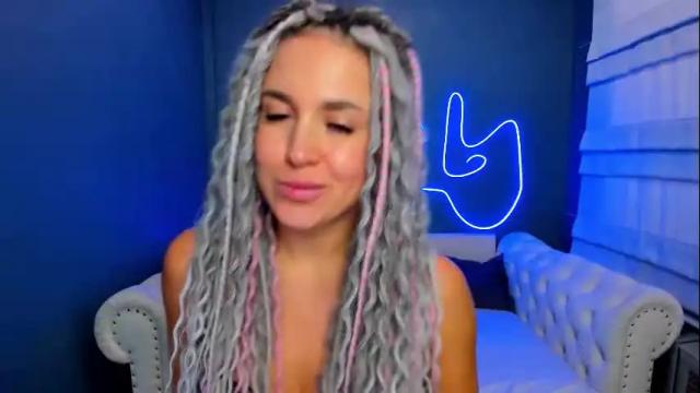 Image 12 of roxy_mars Stream on Chaturbate on 21 days ago