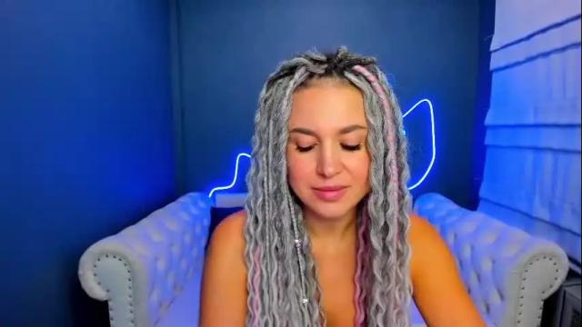 Image 7 of roxy_mars Stream on Chaturbate on 19 days ago