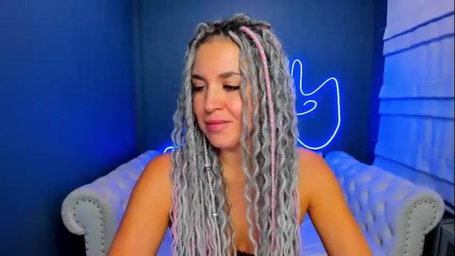 Image 8 of roxy_mars Stream on Chaturbate on 19 days ago