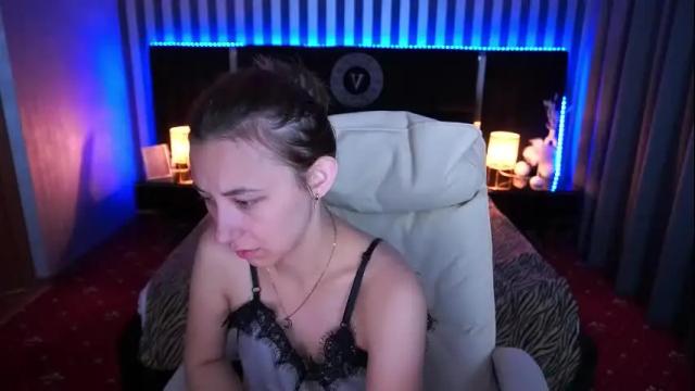 Image 11 of roxy_rayy Stream on Chaturbate on 3 months ago