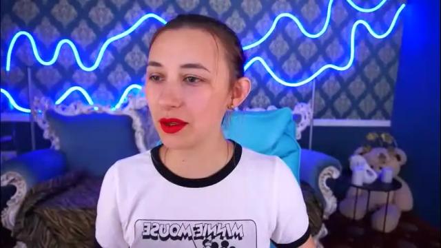 Image 7 of roxy_rayy Stream on Chaturbate on 2 months ago