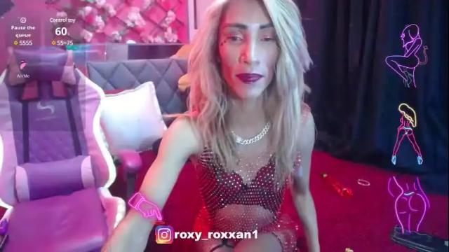 Image 4 of roxy_roxxan Stream on Chaturbate on 24 days ago