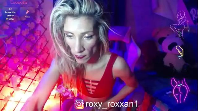 Thumbnail 2, roxy_roxxan's Stream at Chaturbate, 1 month ago