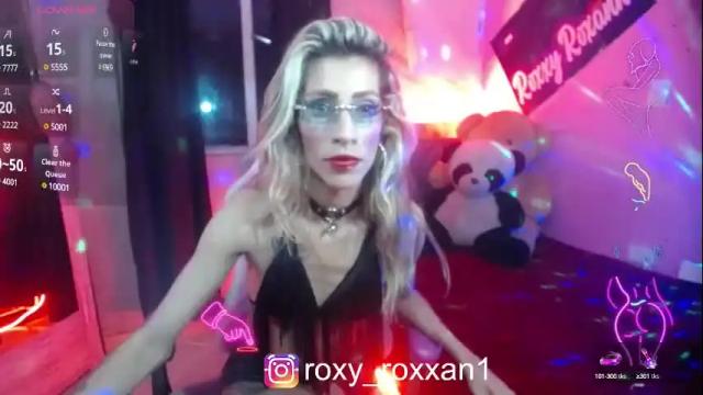Image 2 of roxy_roxxan Stream on Chaturbate on 25 days ago