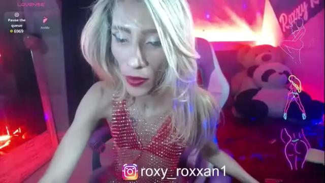 Image 6 of roxy_roxxan Stream on Chaturbate on 23 days ago