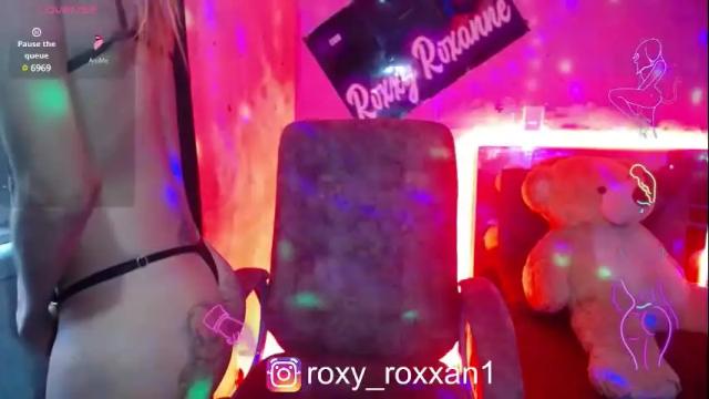 Image 4 of roxy_roxxan Stream on Chaturbate on 20 days ago
