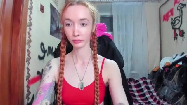 Image 2 of roxy_silver Stream on Chaturbate on 27 days ago