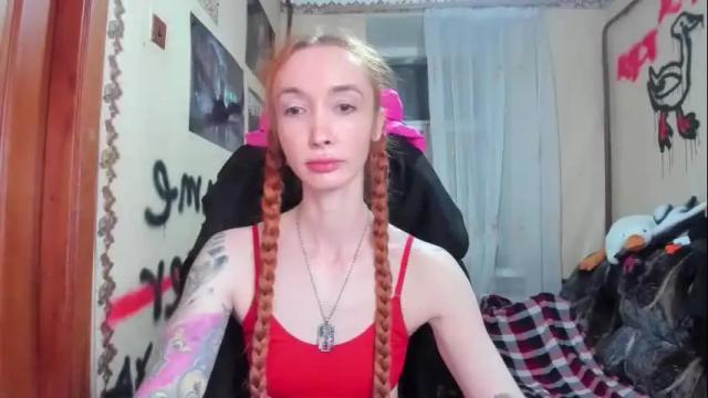 Image 4 of roxy_silver Stream on Chaturbate on 27 days ago