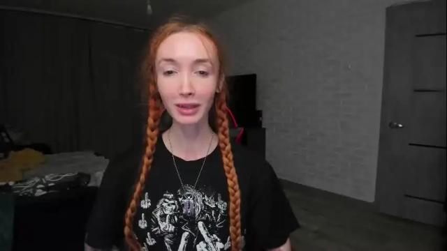 Image 12 of roxy_silver Stream on Chaturbate on 26 days ago