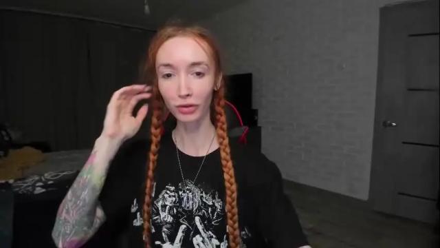 Image 7 of roxy_silver Stream on Chaturbate on 26 days ago
