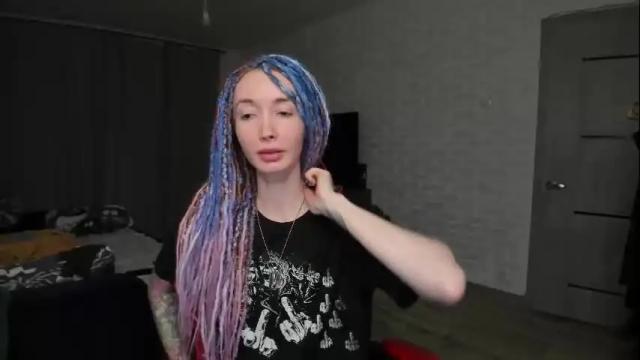 Image 10 of roxy_silver Stream on Chaturbate on 6 days ago