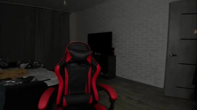 Image 3 of roxy_silver Stream on Chaturbate on 2 days ago