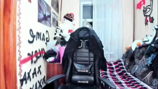 Image 7 of roxy_silver Stream on Chaturbate on 2 months ago