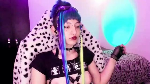 Image 11 of roxy_toxic Stream on Chaturbate on 15 months ago