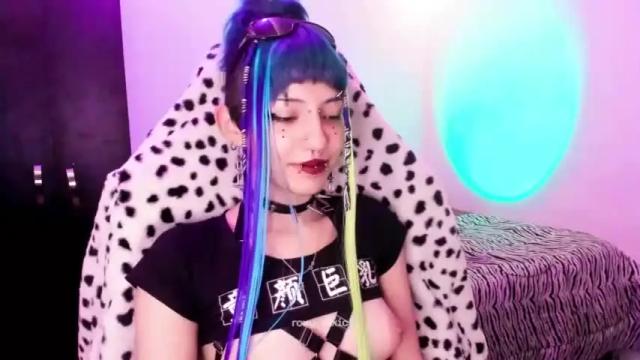Image 3 of roxy_toxic Stream on Chaturbate on 15 months ago