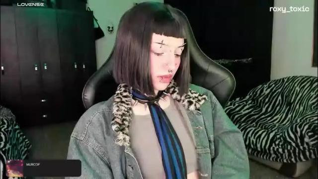 Thumbnail 2, roxy_toxic's Stream at Chaturbate, 2 months ago