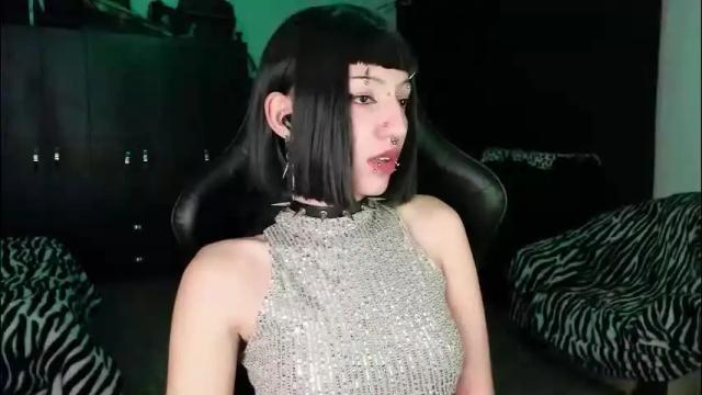 Image 7 of roxy_toxic Stream on Chaturbate on 1 month ago