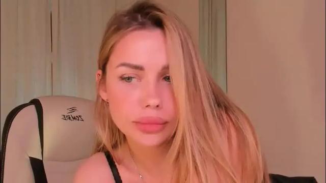 Image 12 of roxy_wet Stream on Chaturbate on 2 months ago