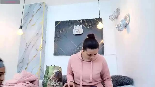 Thumbnail 1, roxyandclhoe's Stream at Chaturbate, 7 months ago