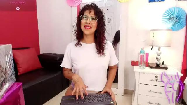 Image 8 of roy_luna Stream on Chaturbate on 1 month ago