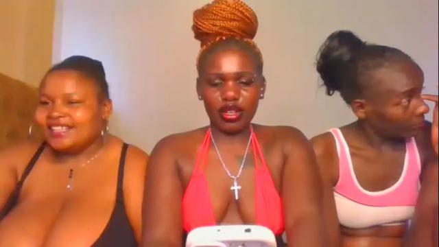 Image 6 of royal_goddes Stream on Chaturbate on 17 days ago
