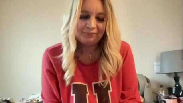 Image 8 of royalblonde Stream on Chaturbate on 3 months ago