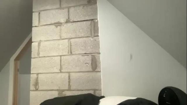 Image 2 of royalblonde Stream on Chaturbate on 1 month ago