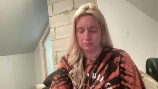 Image 8 of royalblonde Stream on Chaturbate on 1 month ago